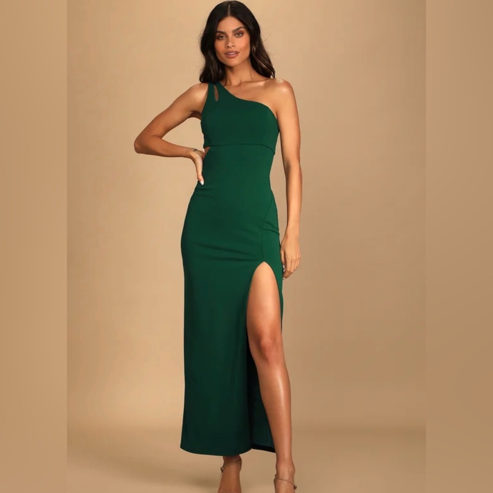 Lulus Cutout One-Shoulder Maxi Dress